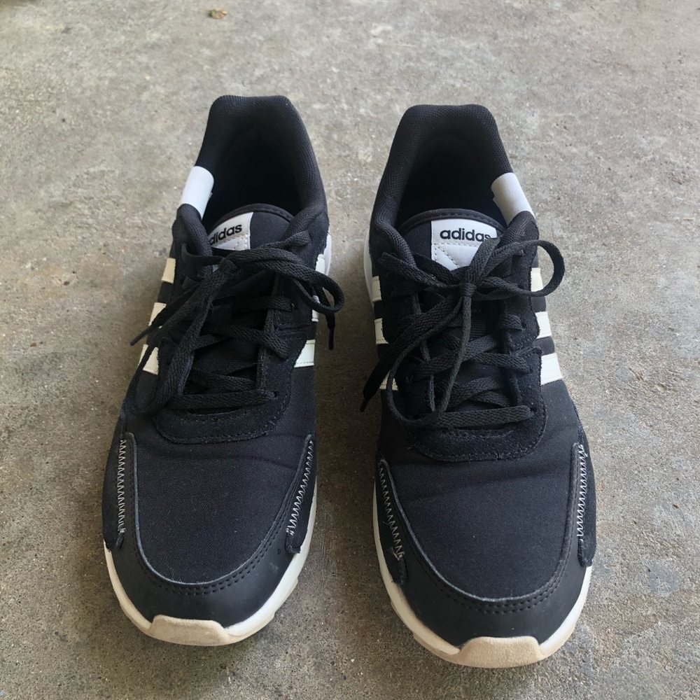 Adidas Retrorun Sneakers